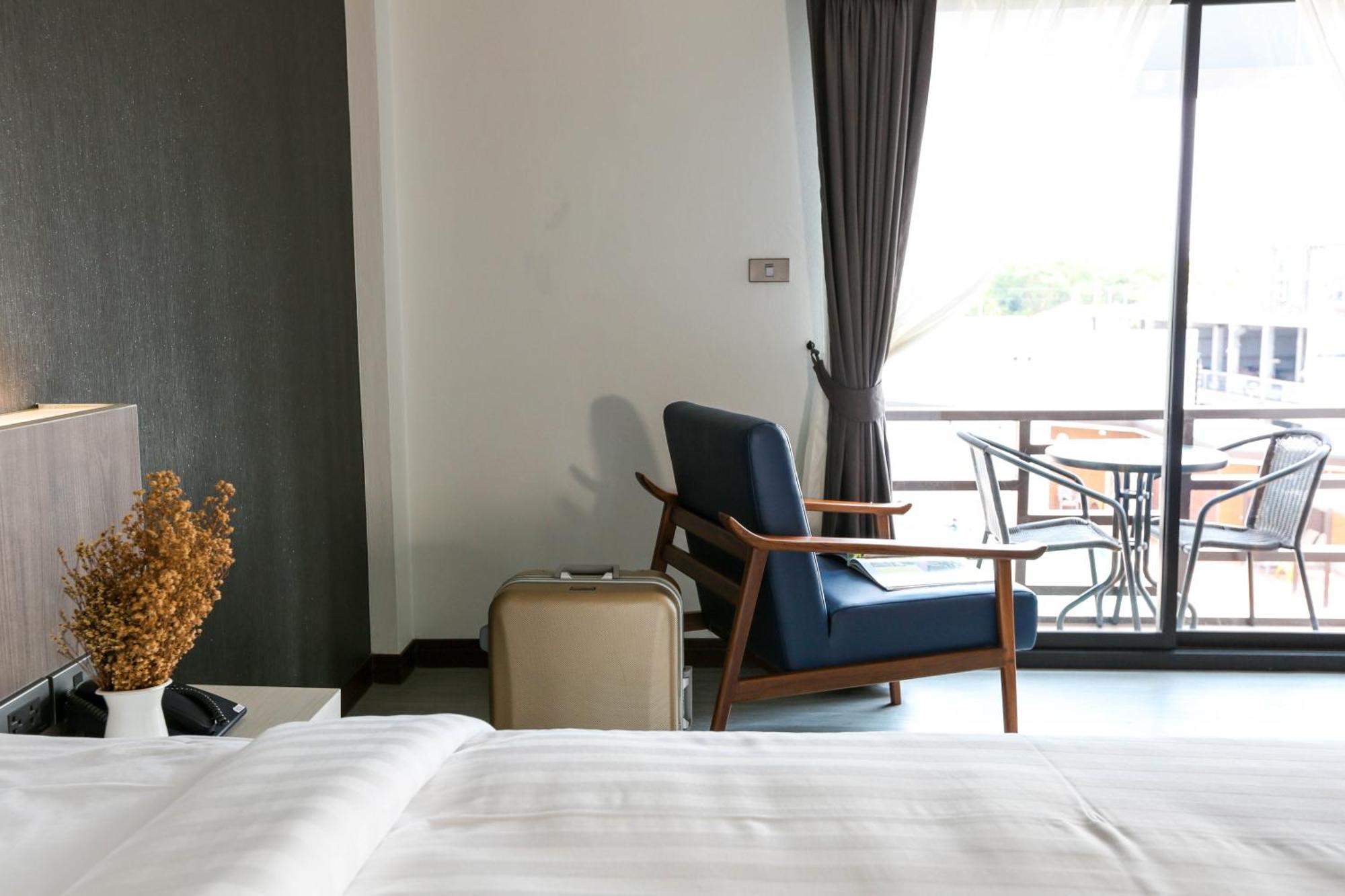 Socool Grand Hotel Nang Rong Eksteriør bilde