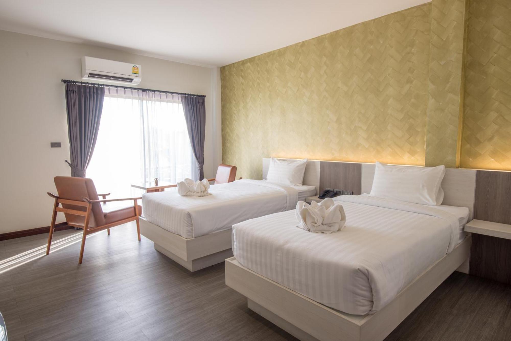 Socool Grand Hotel Nang Rong Eksteriør bilde